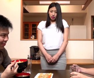 Vợ bị bạn thân của chồng hãm hiếp
