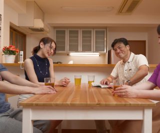 Được chị gái dạy dỗ tình dục